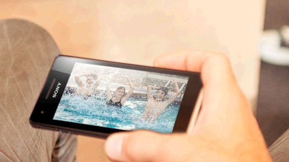 sony xperia v