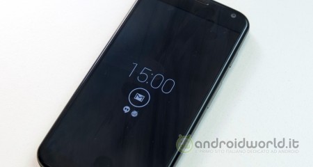 Schermo attivo Moto X 03
