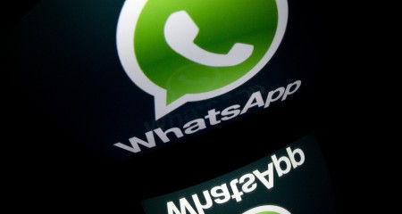 FRANCE-INTERNET-WHATSAPP